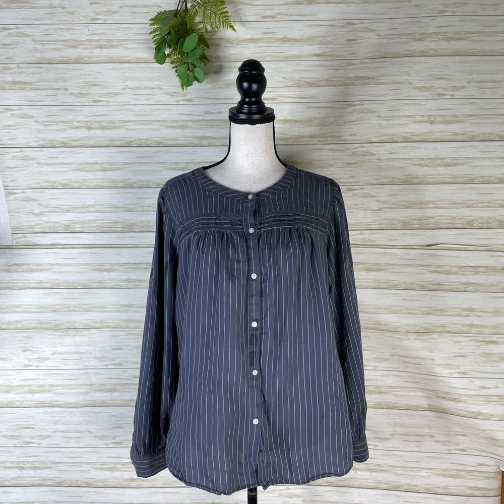 Ann Taylor LOFT Grey Vertical Pin Stripe Mandarin Collar Button Down